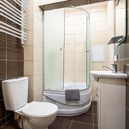 On Virmens'ka Street *