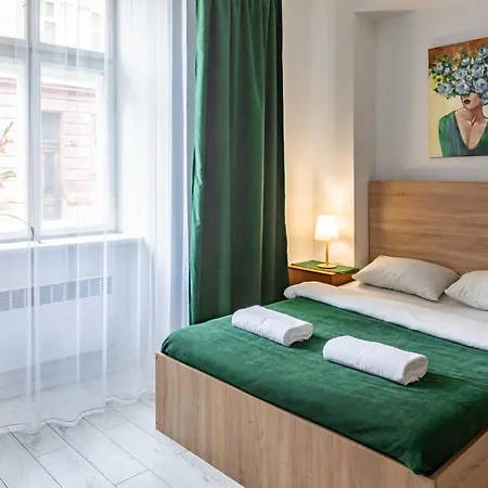 On Virmens'ka Street Lemberg