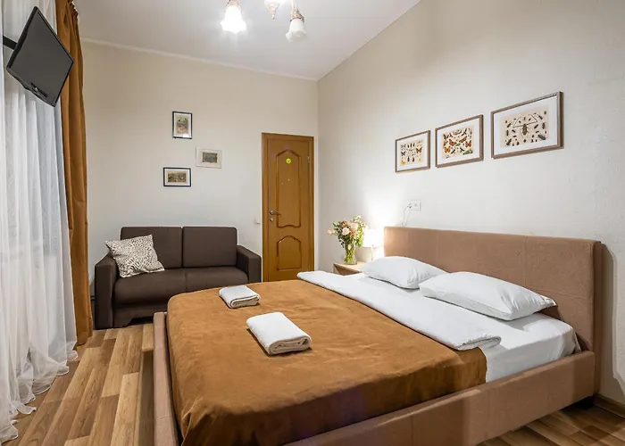 On Virmens'ka Street *